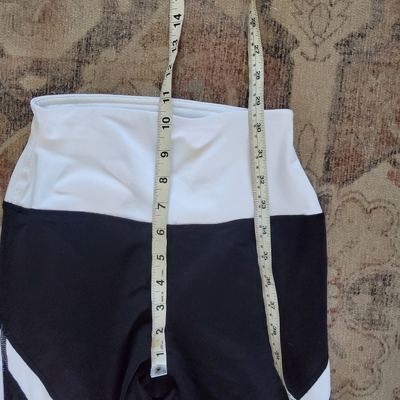 Nova Sport leggings NEW black and white sz XS color block - Picture 7 of 11